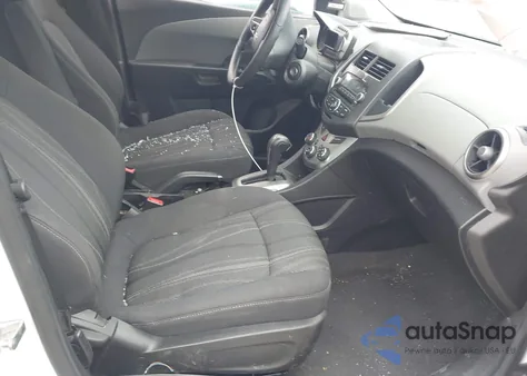 2015 Chevrolet Sonic Lt Auto из США, поврежденный, VIN 1G1JC5SH3F4186347